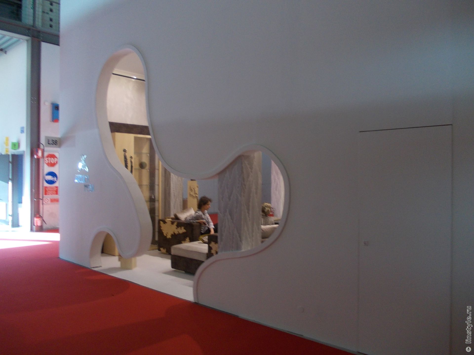 Мебельная выставка в Милане